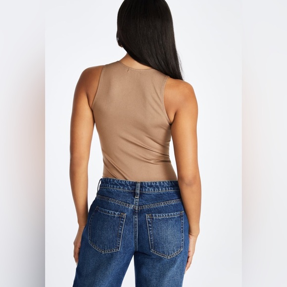 Shoedazzle Seamless Tank Bodysuits Set Tan & White, Size XS/S, Versatile Basics - Picture 9 of 16